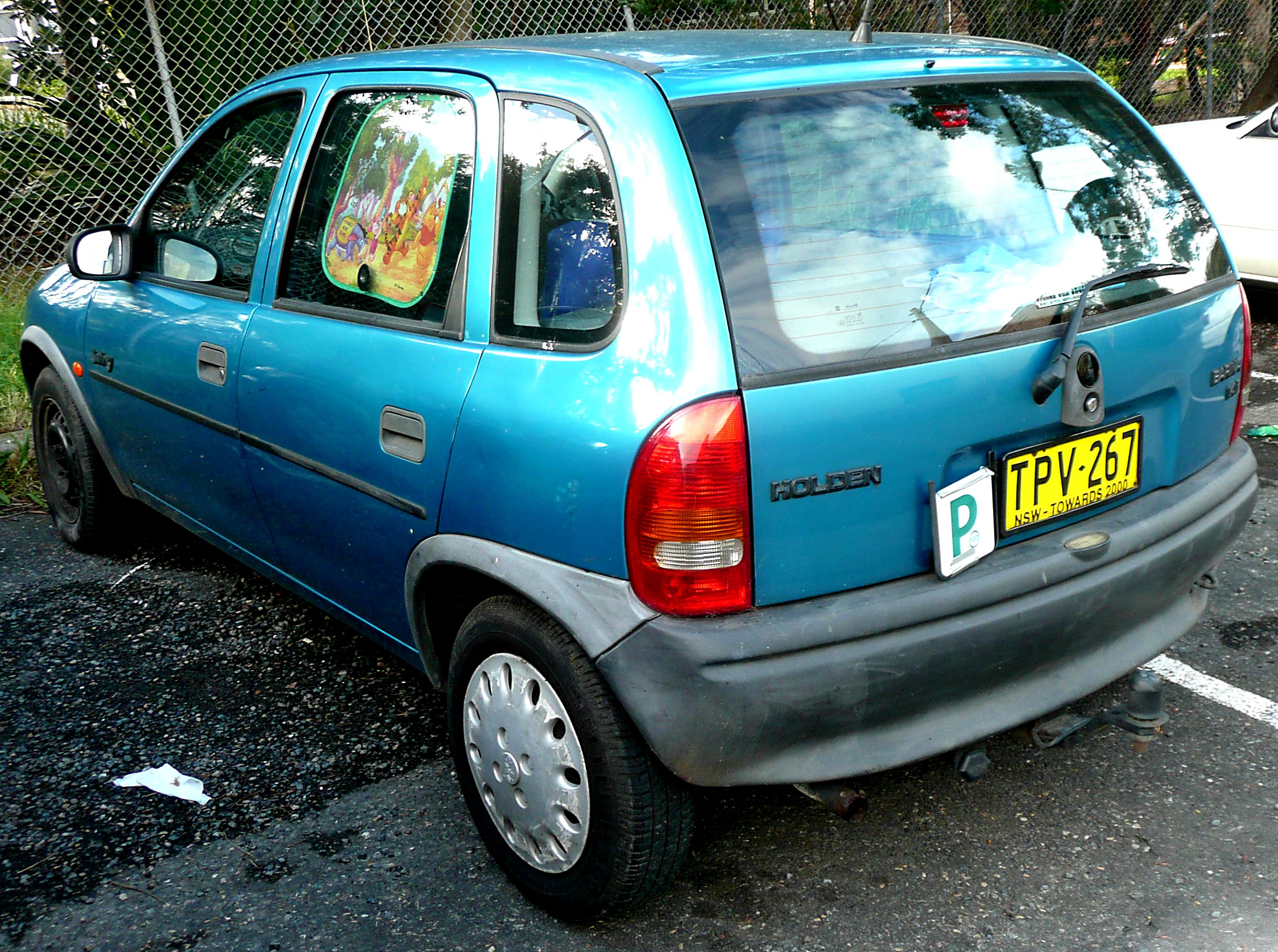 Opel Vectra Hatchback 1995 #49