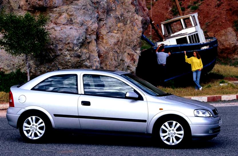 Opel Vectra Hatchback 1999 #5