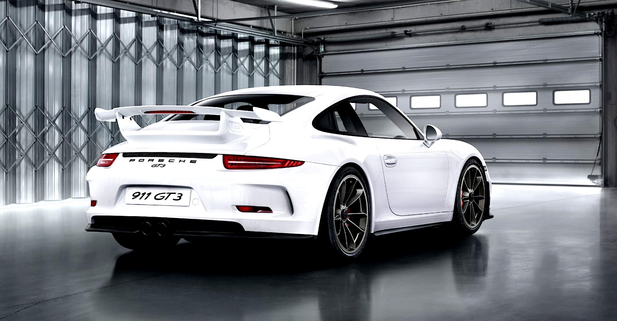 Porsche 911 GT3 2013 #44