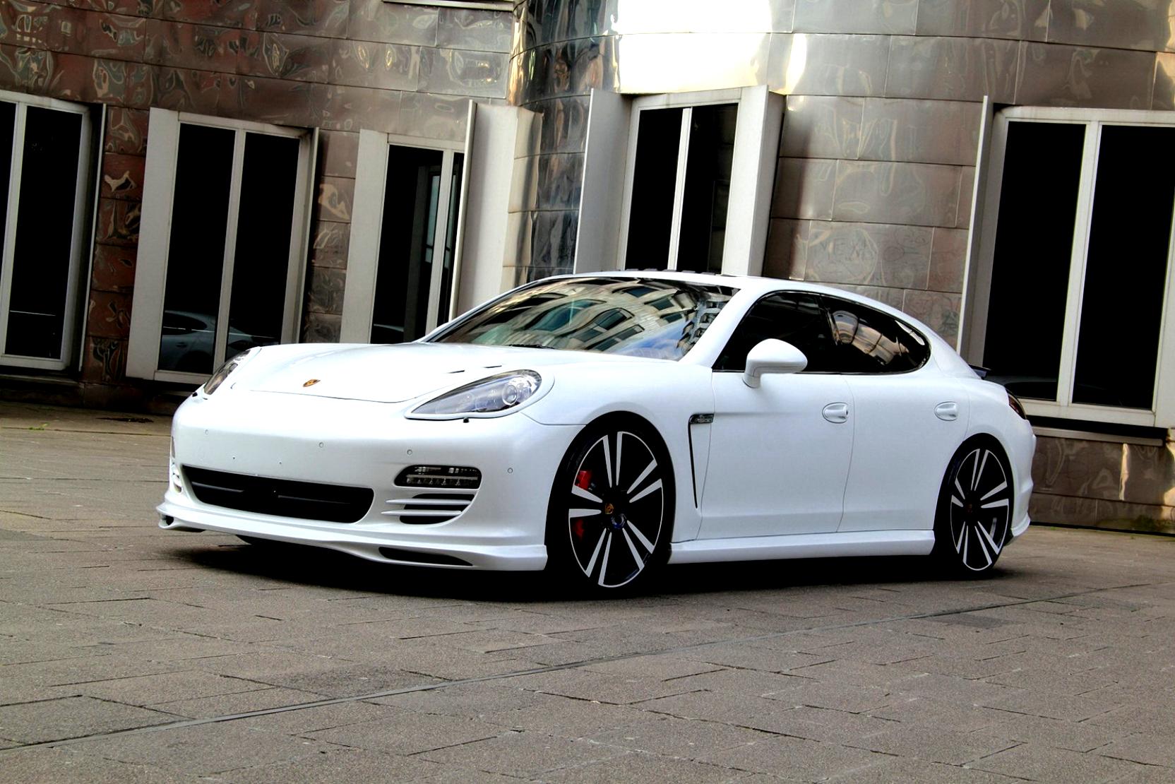 Porsche Panamera GTS 2011 #1