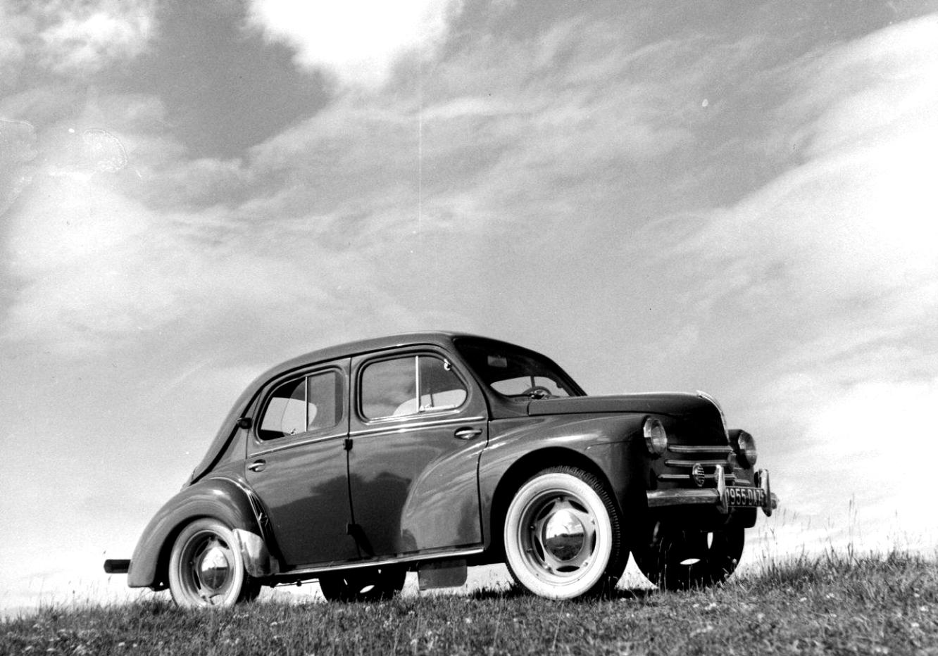 Renault 4 CV 1947 #10