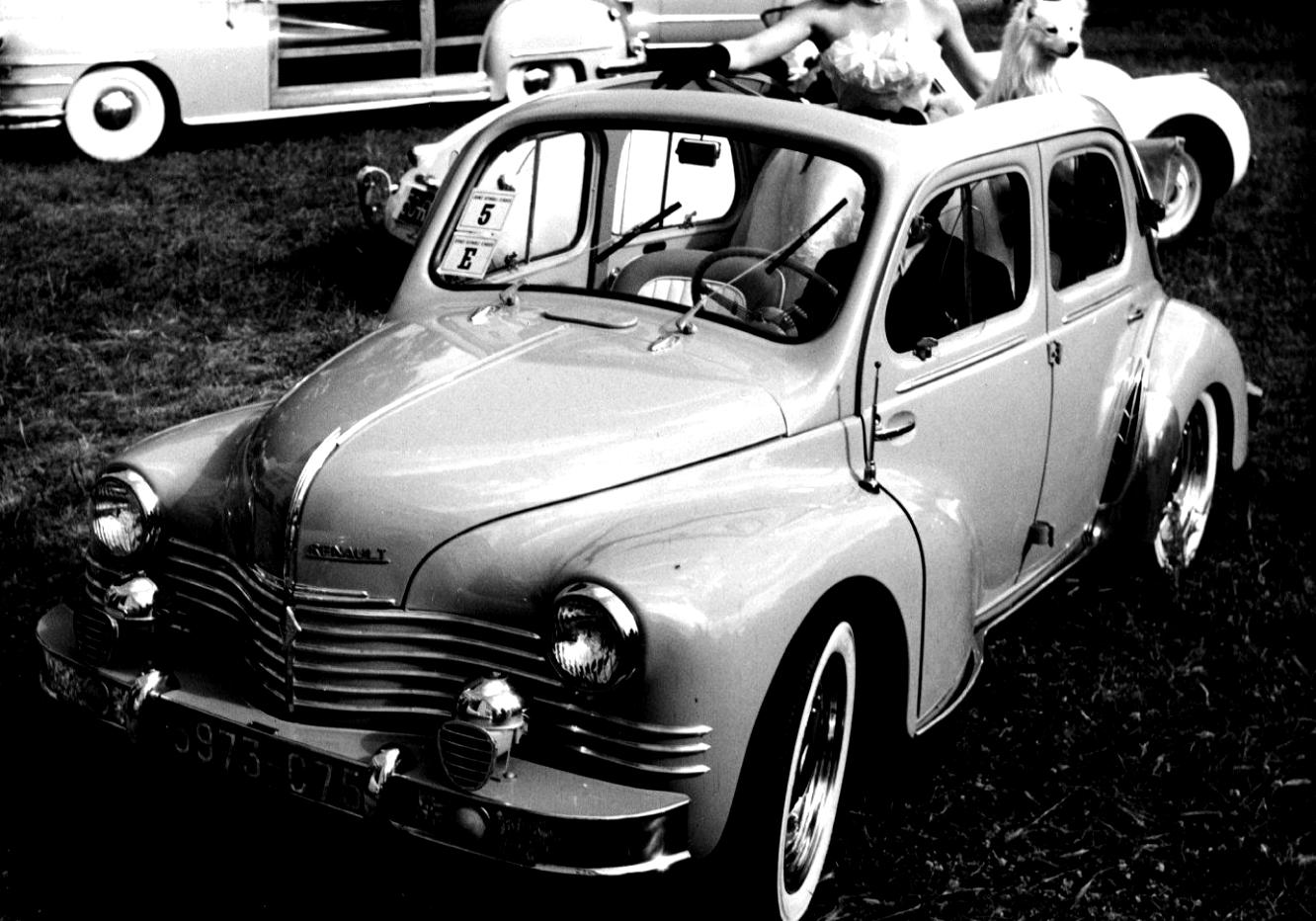 Renault 4 CV 1947 #13