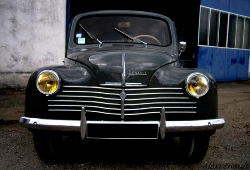 Renault 4 CV 1947 #61