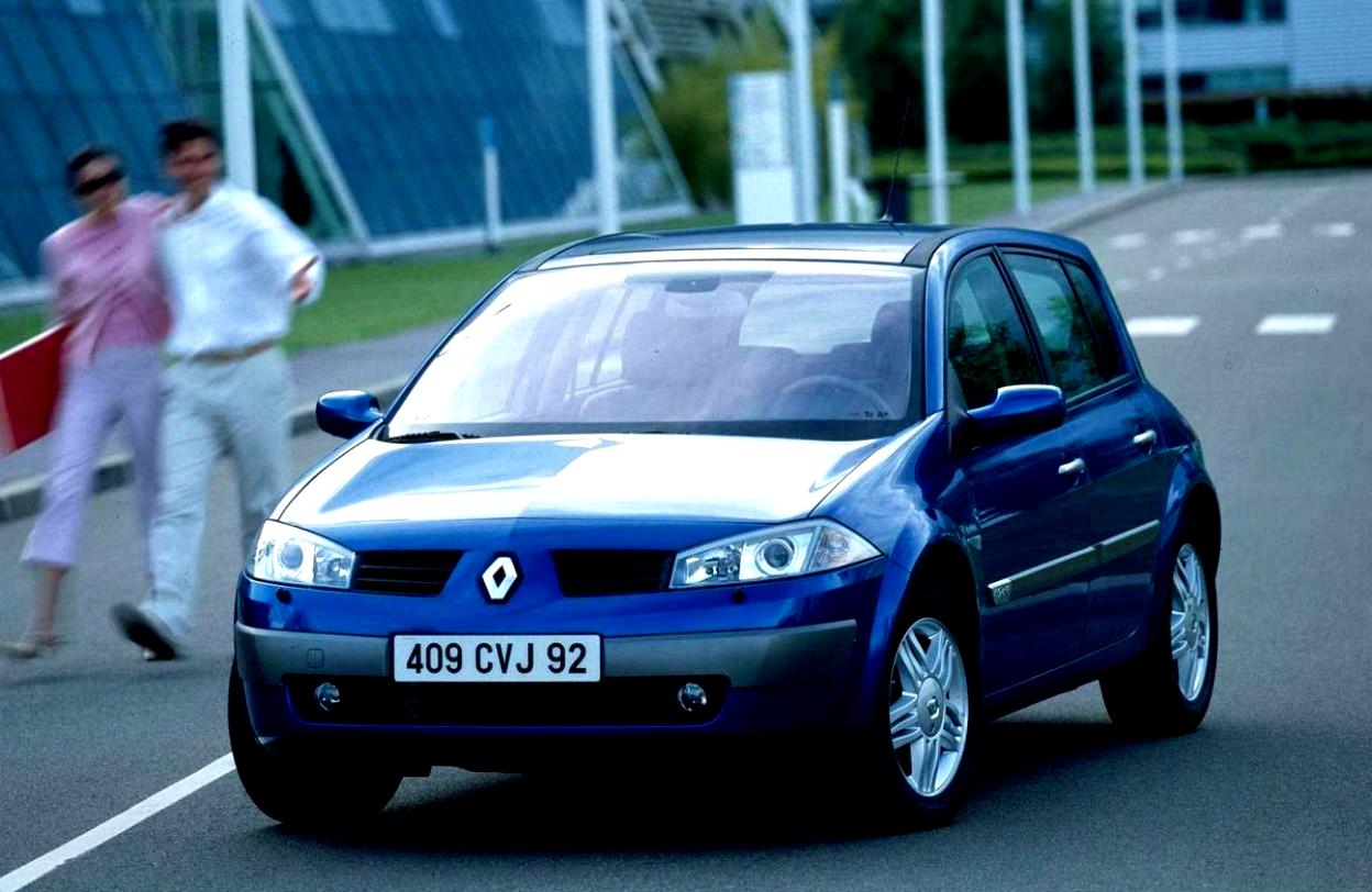 Renault Megane 5 Doors 2002 #1