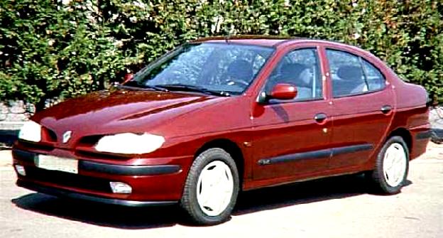 Renault Megane Sedan 1996 #2