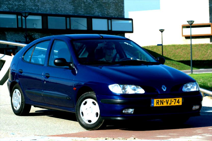 Renault Megane Sedan 1996 #9
