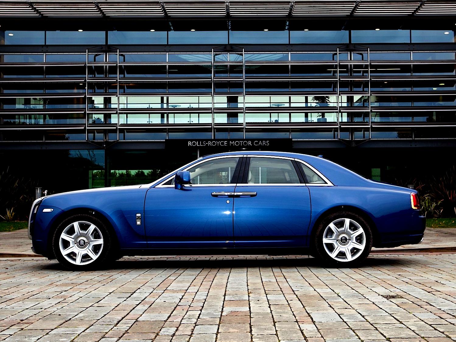 Rolls-Royce Ghost 2009 #24
