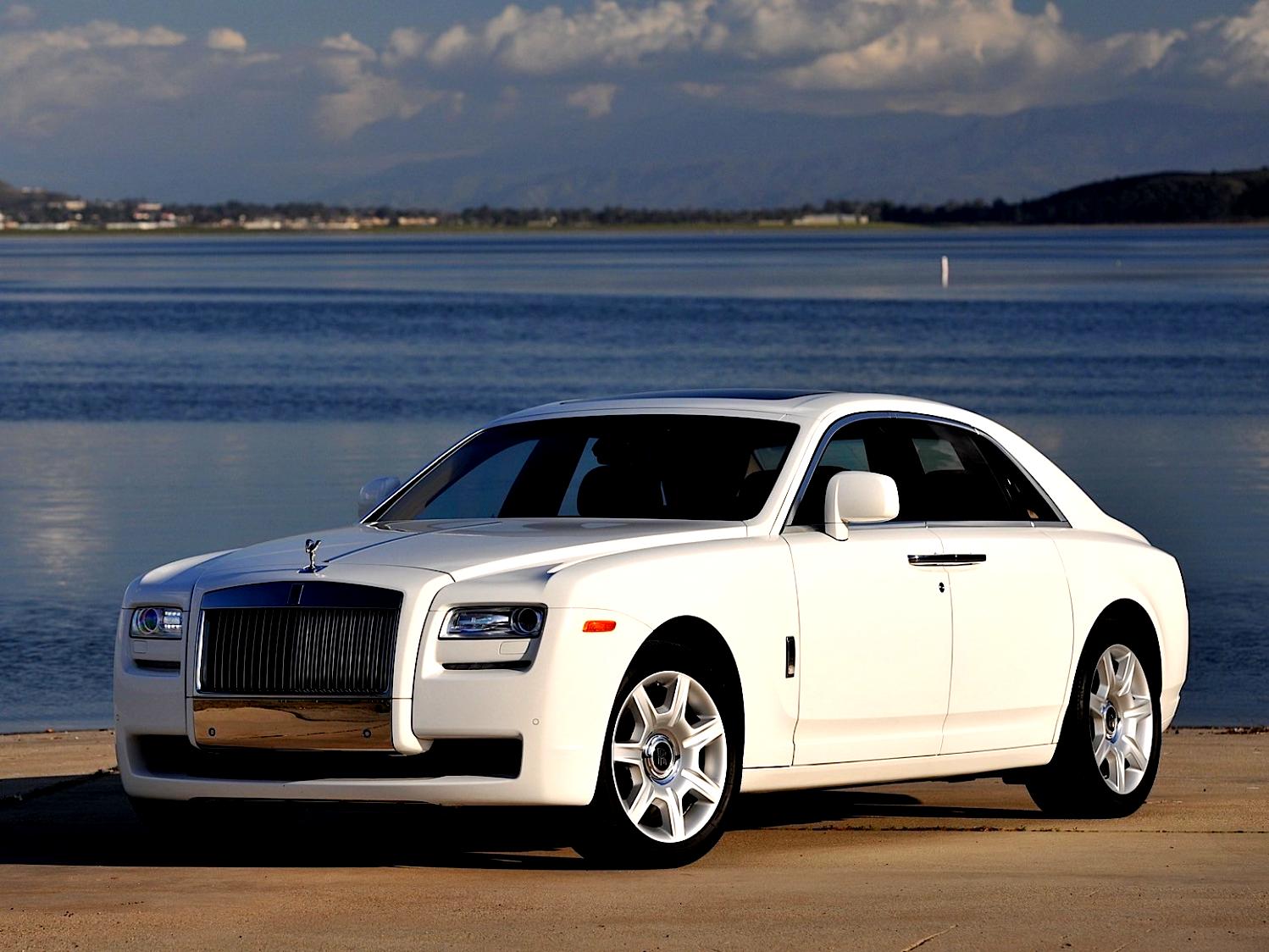 Rolls-Royce Ghost 2009 #40