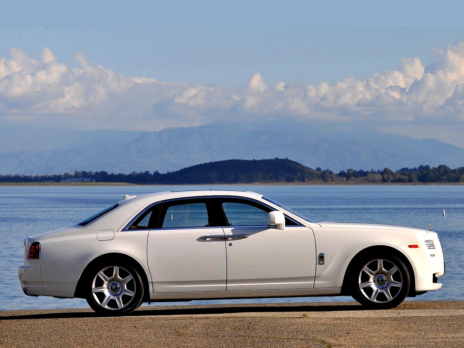 Rolls-Royce Ghost 2009 #55