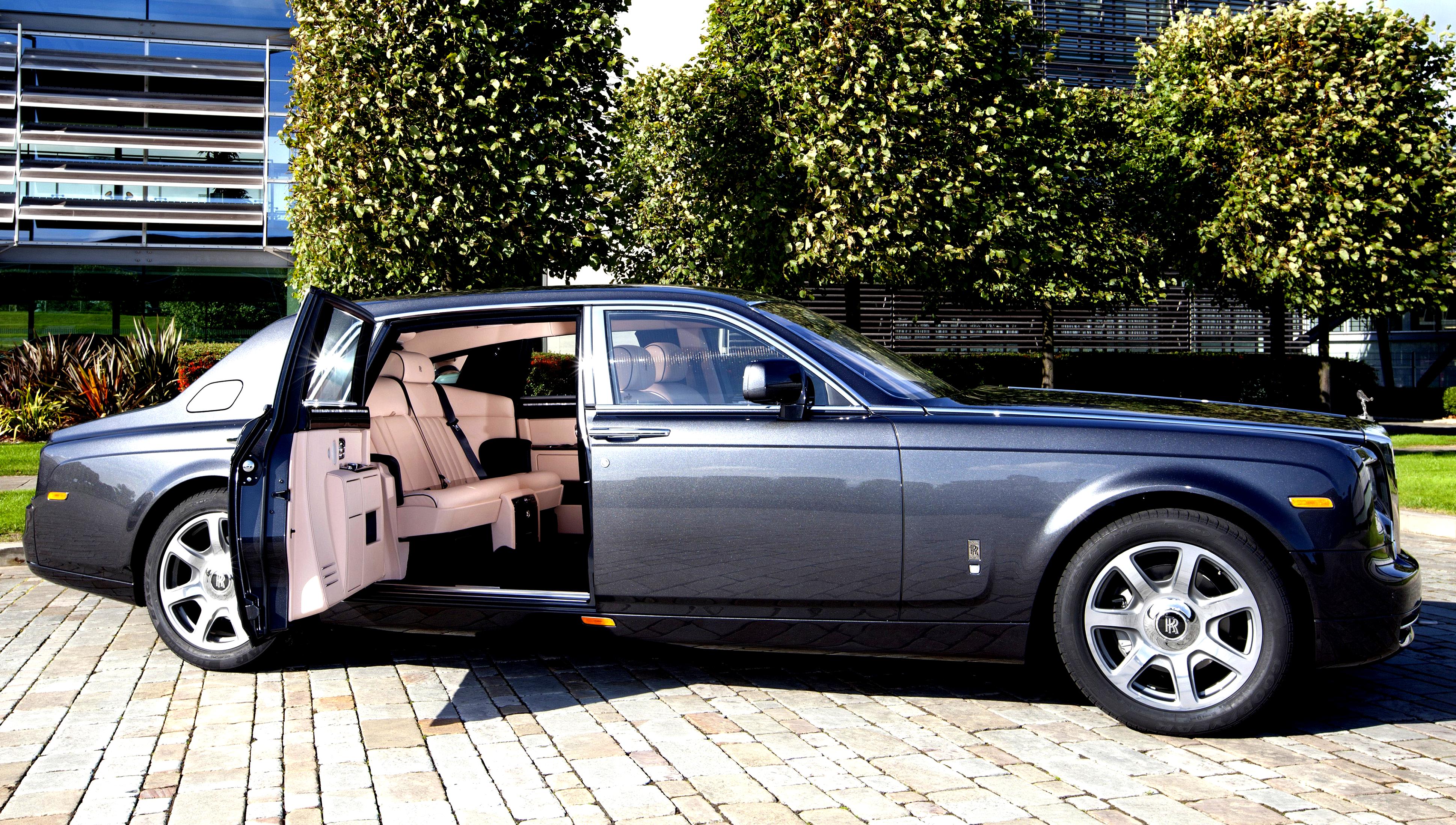 Rolls-Royce Phantom EWB 2005 #17