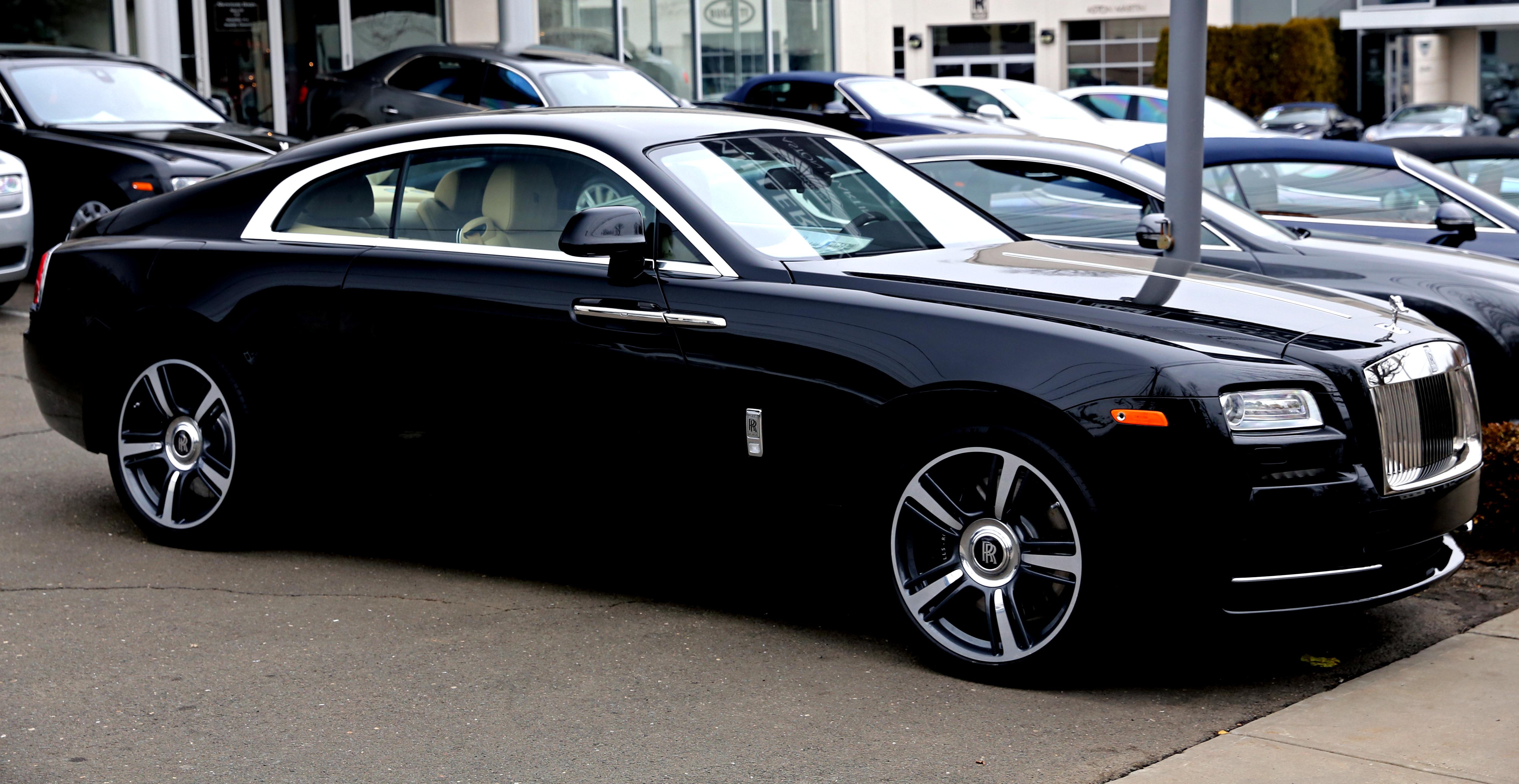 Rolls-Royce Wraith 2013 #11