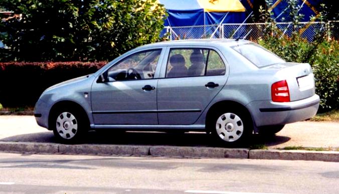 Skoda Fabia Sedan 2001 #12