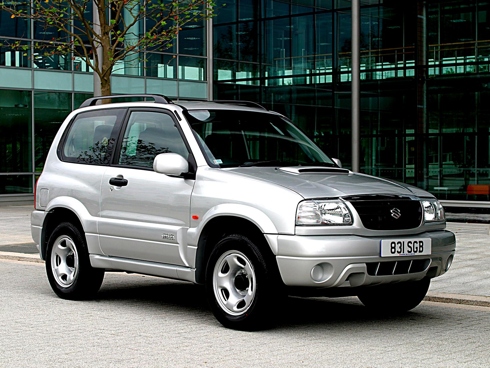 Vitara 1998. Сузуки Витара 1 поколения. Suzuki Grand Vitara 2003. Сузуки Гранд Витара 1 поколения. Suzuki Escudo 3 двери.