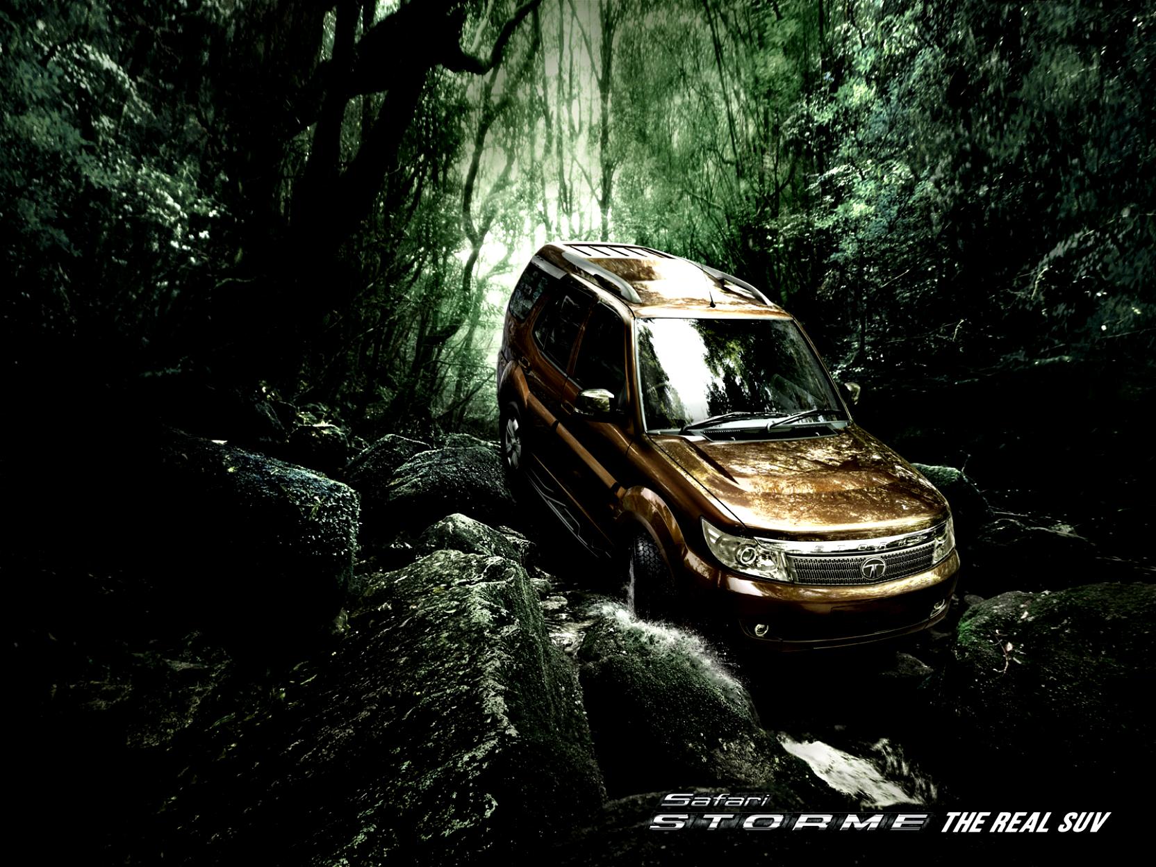 Tata Motors Safari Storme 2012 #17