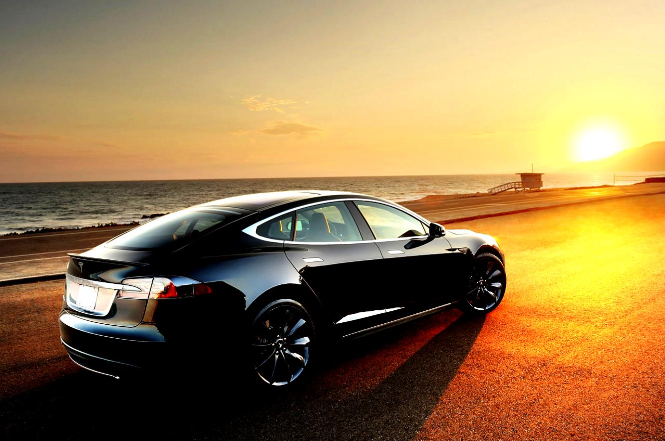 Tesla Motors Model S 2012 #3