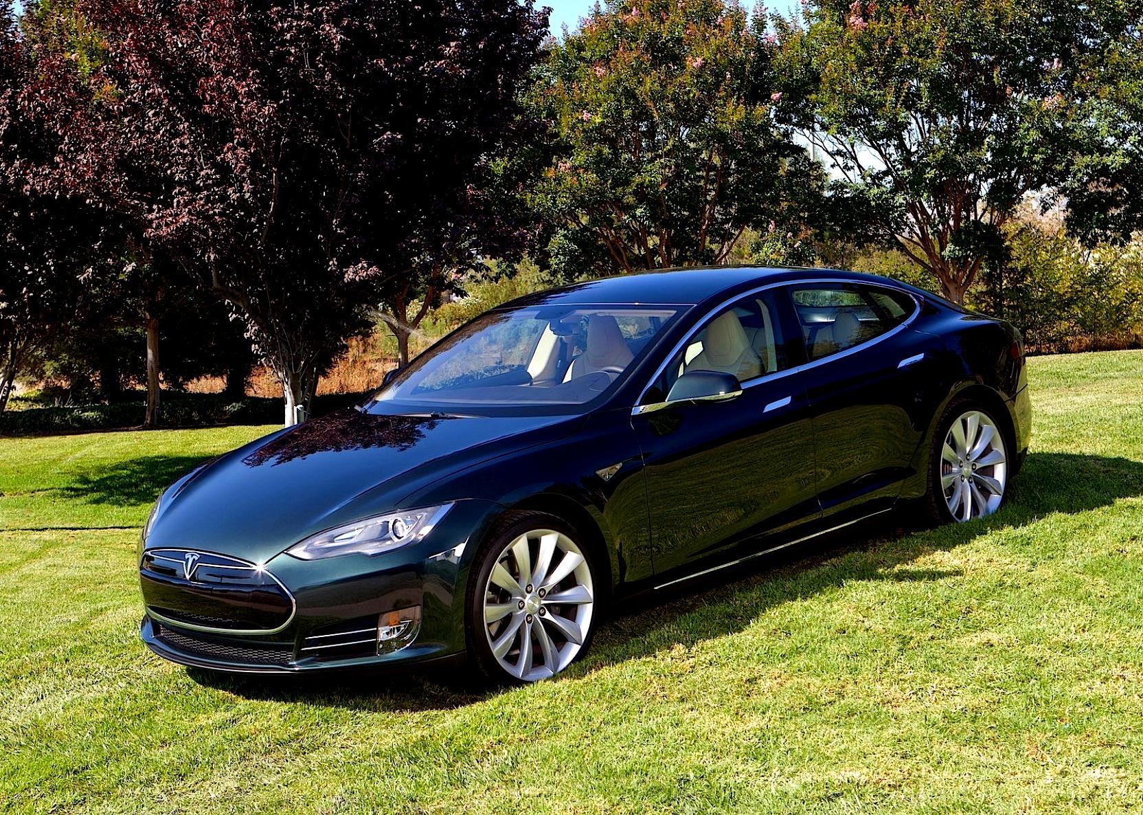 Tesla Motors Model S 2012 #25