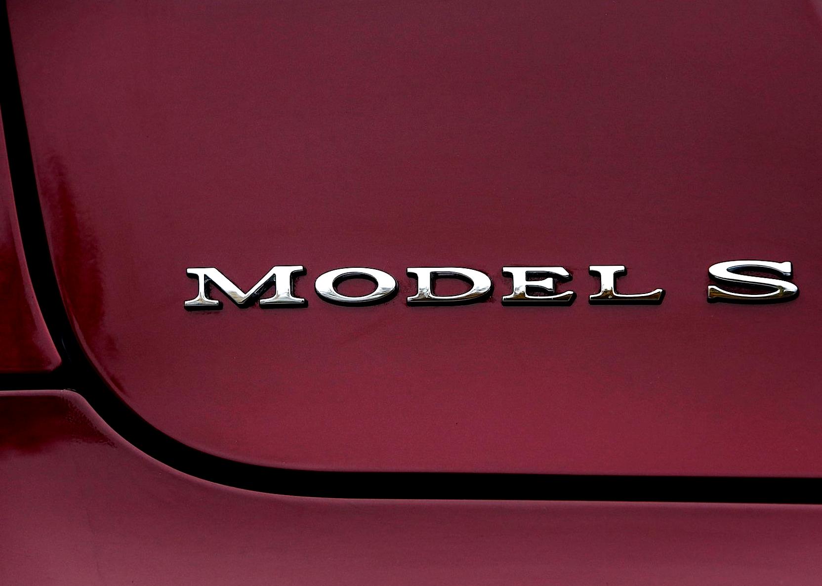 Tesla Motors Model S 2012 #37
