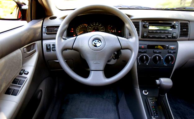 Toyota Avensis Liftback 2003 #38