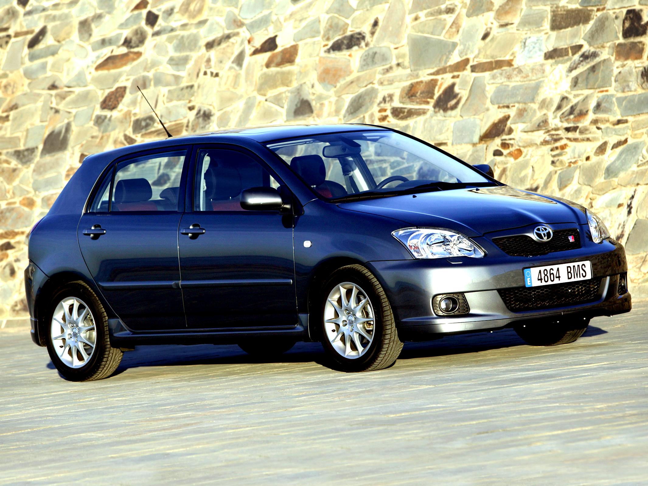Toyota Corolla 5 Doors 2002 #4