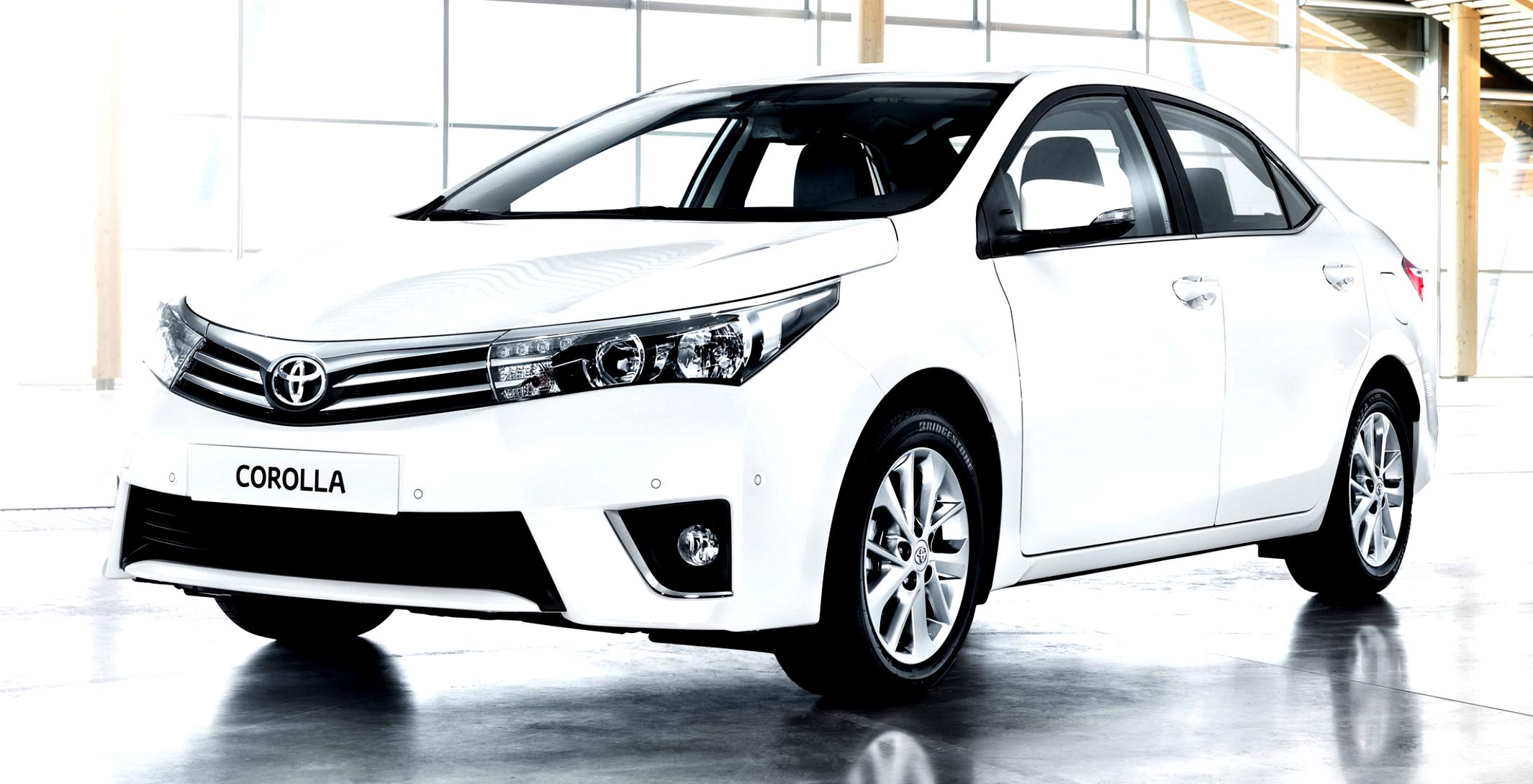 Toyota Corolla Altis 2014 #2