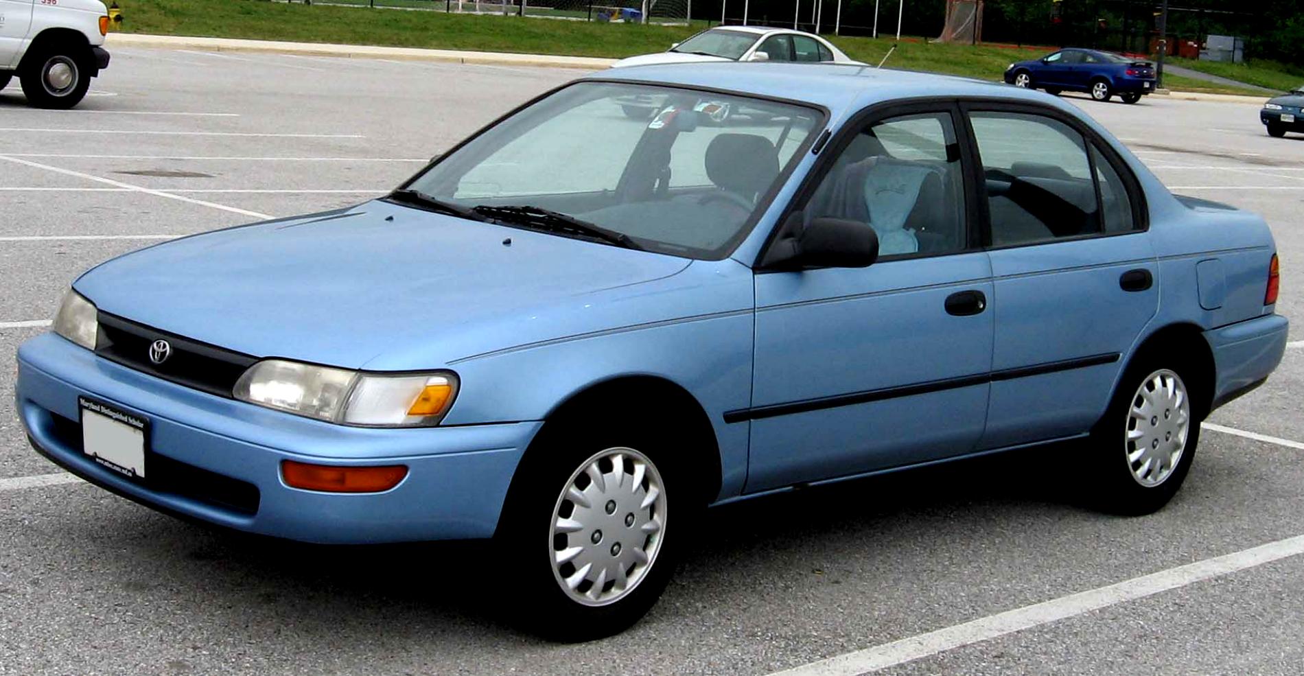 Toyota Corolla Sedan 1992 #1