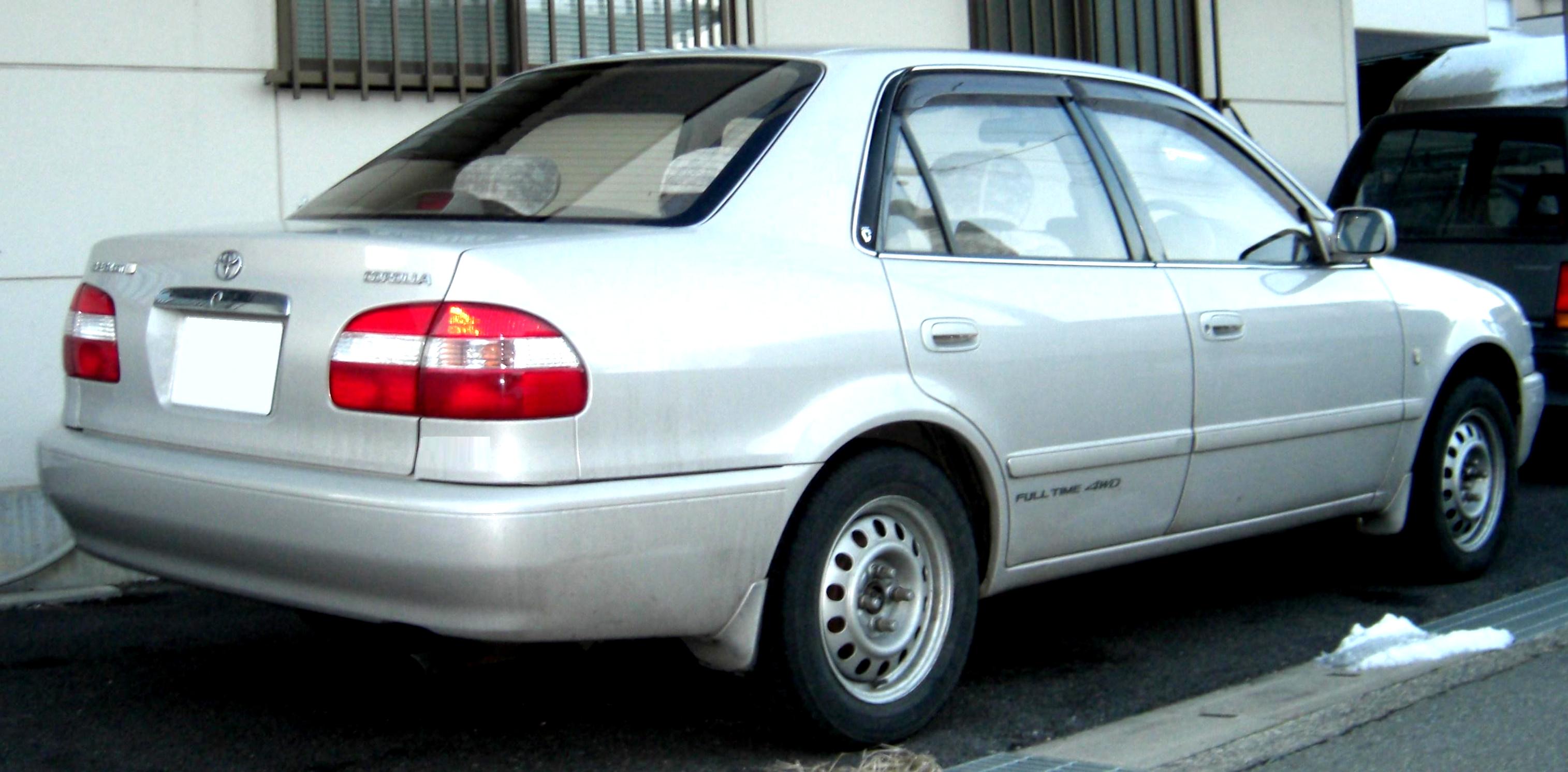 Toyota Corolla Sedan 2000 #5