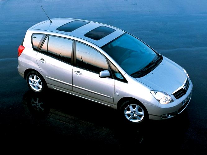 Toyota Corolla Verso 2002 #1