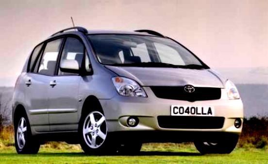 Toyota Corolla Verso 2002 #12