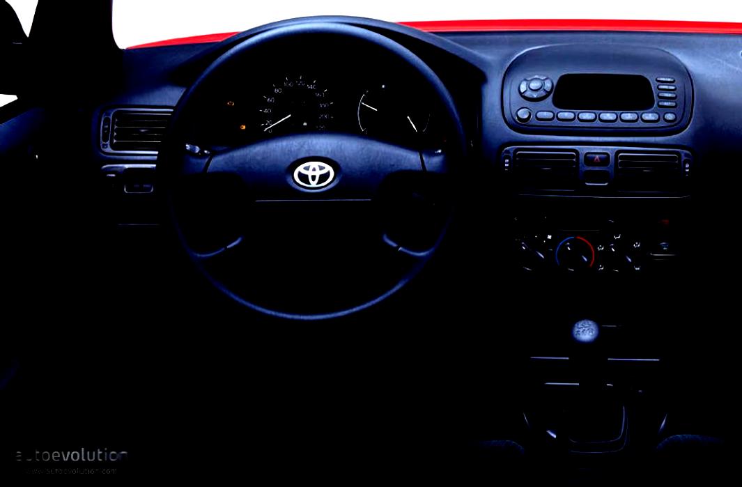 Toyota Corolla Wagon 2000 #11