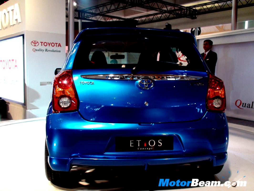 Toyota Etios 2010 #6