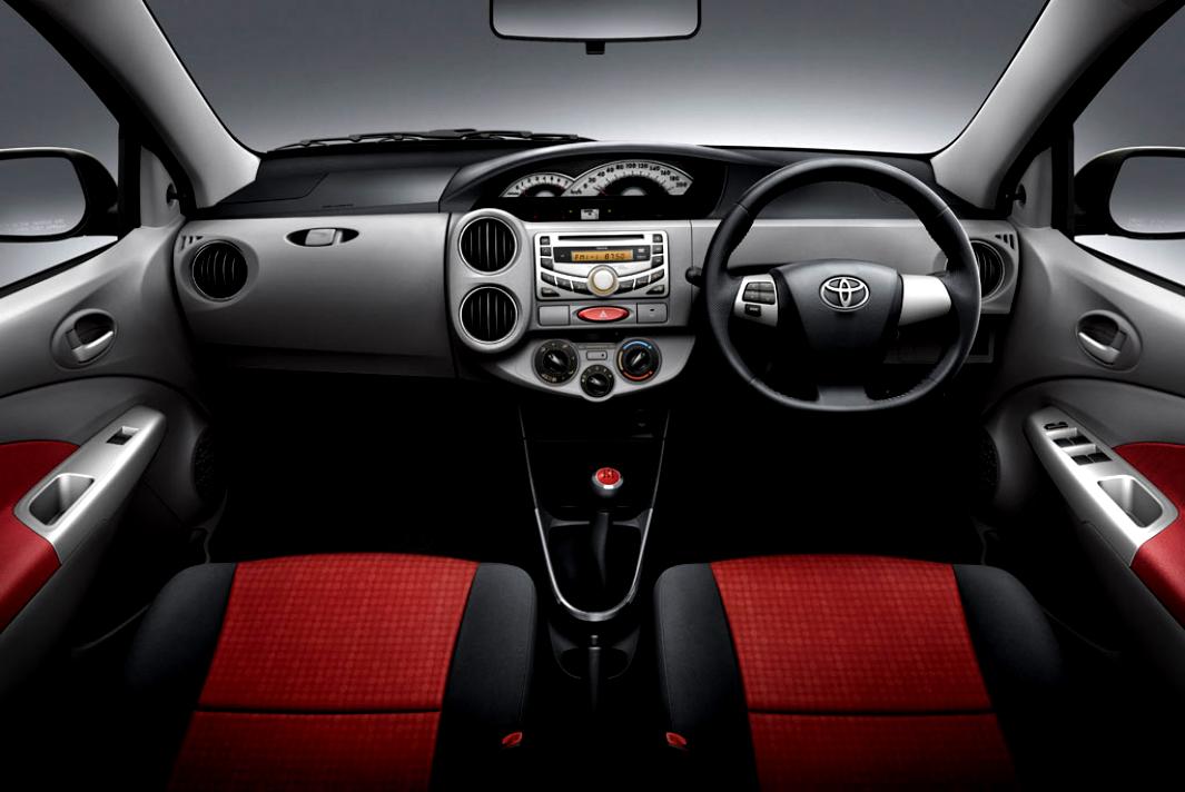Toyota Etios 2010 #8