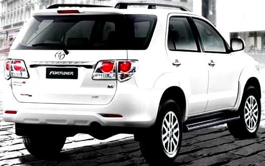 Toyota Fortuner 2011 #61