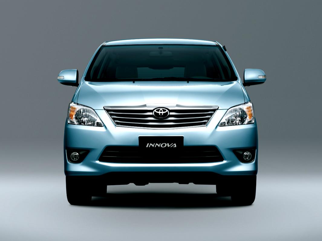 Toyota Innova 2011 #26