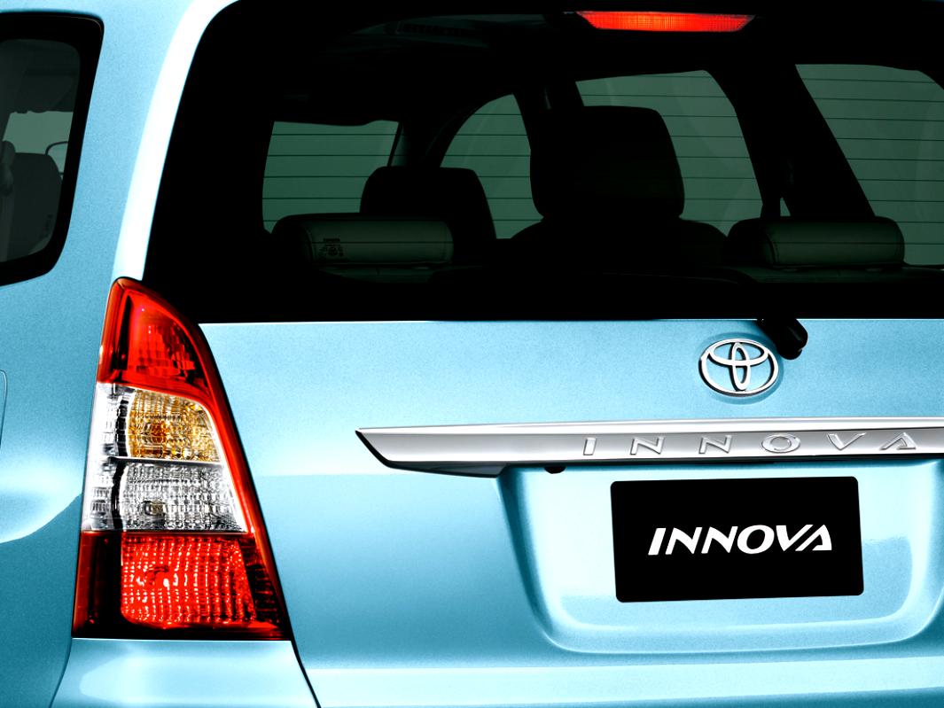 Toyota Innova 2011 #29