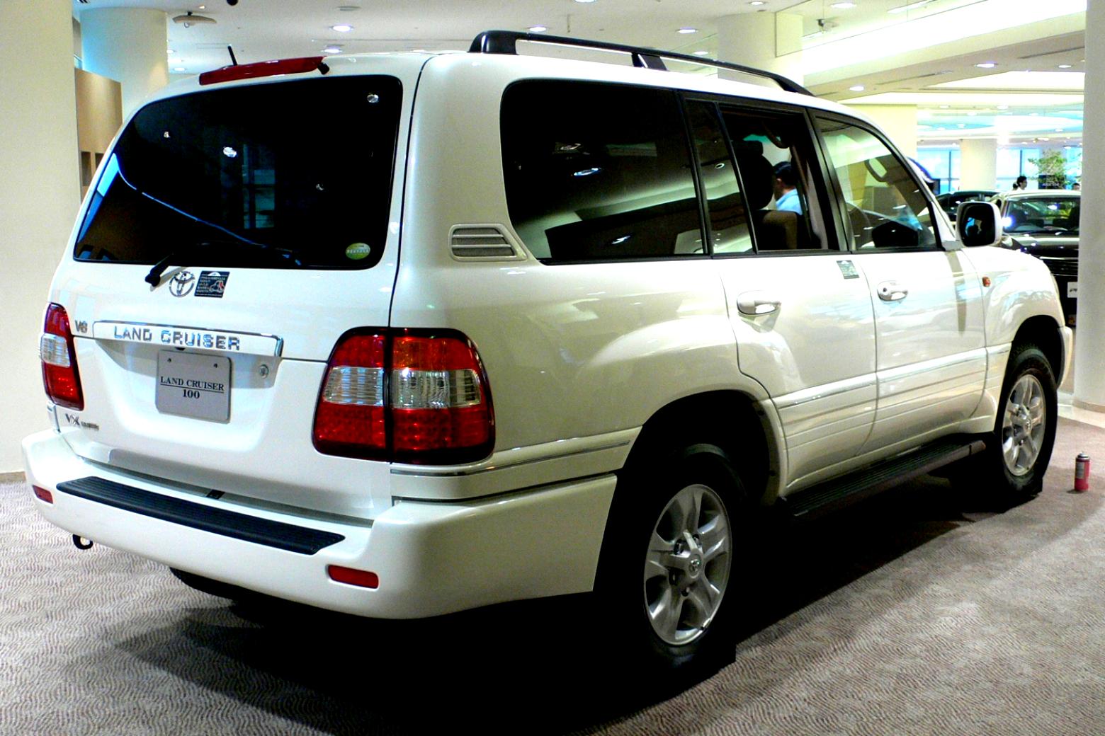 Toyota Land Cruiser 100 2002 #1