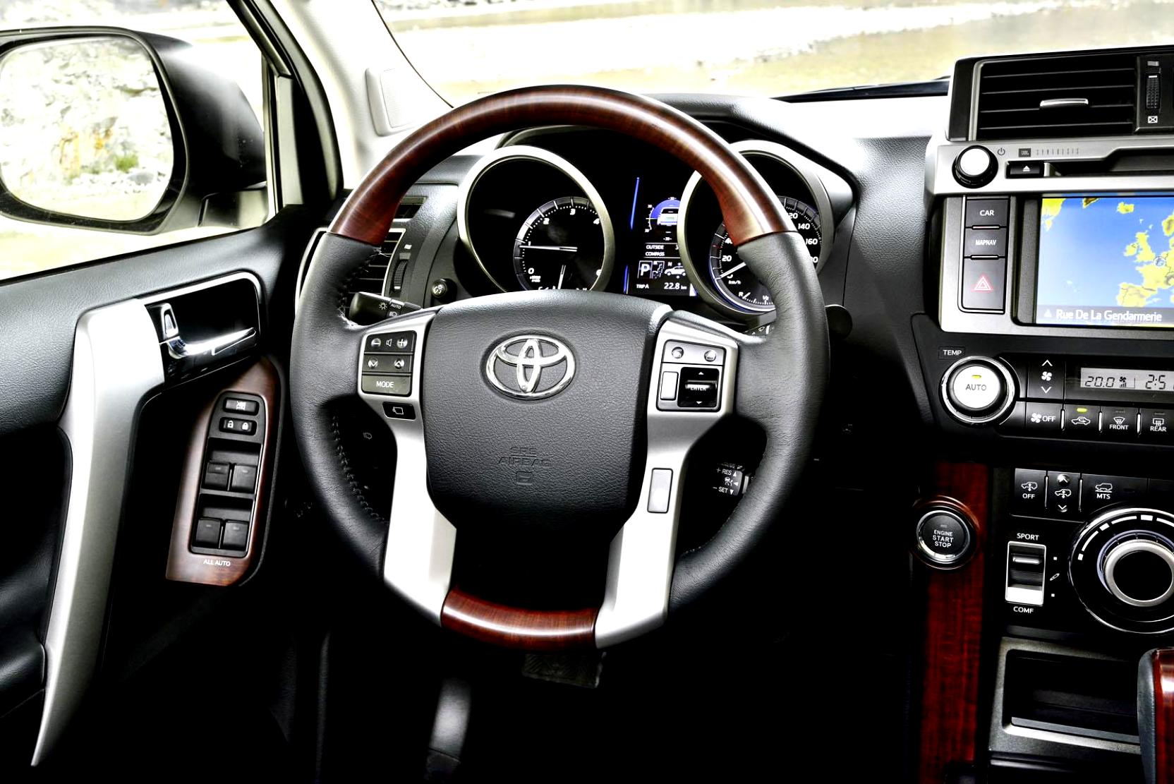 Toyota Land Cruiser 150 5 Doors 2013 #69