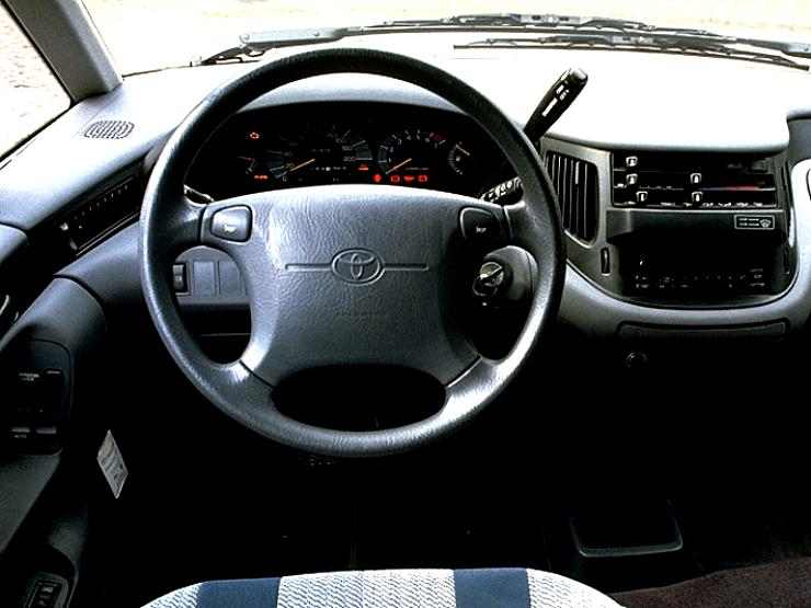 Toyota Previa 1992 #7