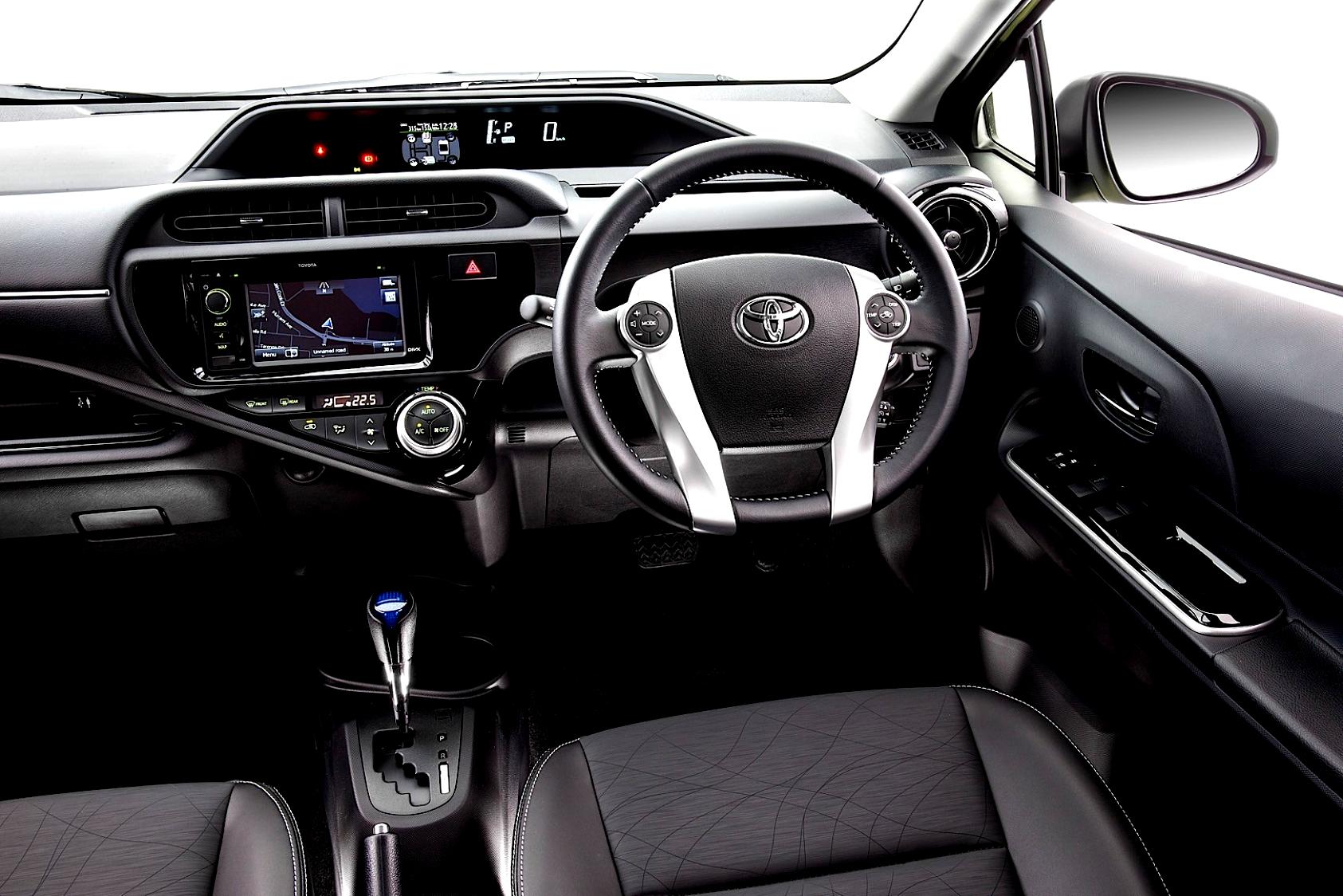 Toyota Prius C Aqua 2015 #39