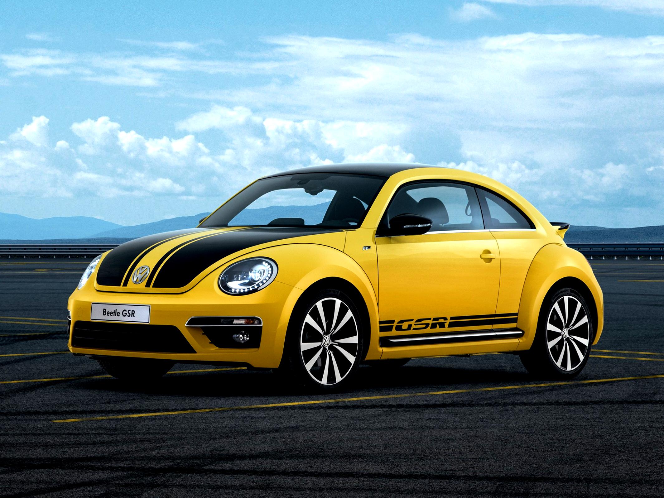 Volkswagen Beetle 2011 #2