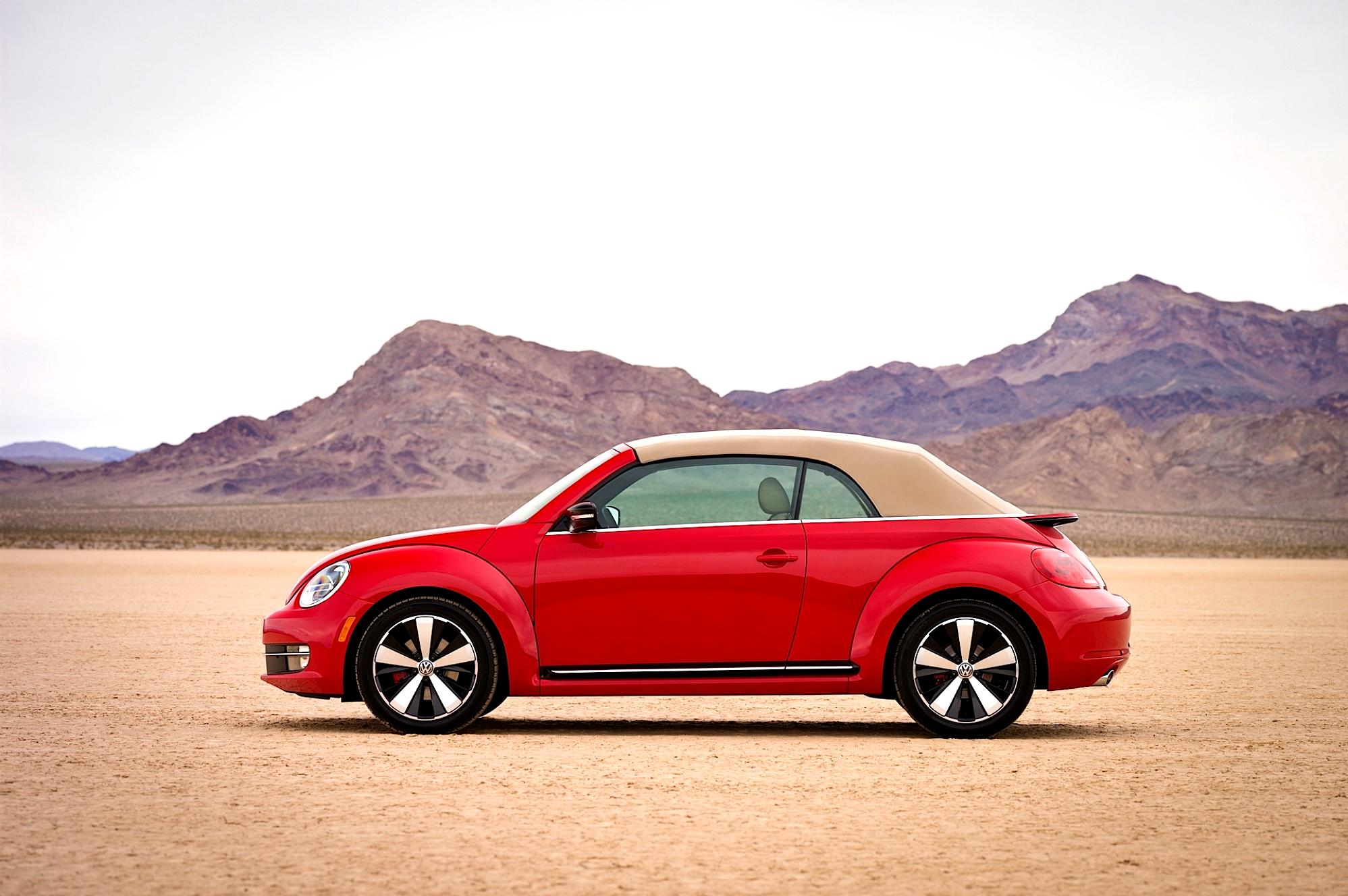 Volkswagen Beetle Cabriolet 2013 #1