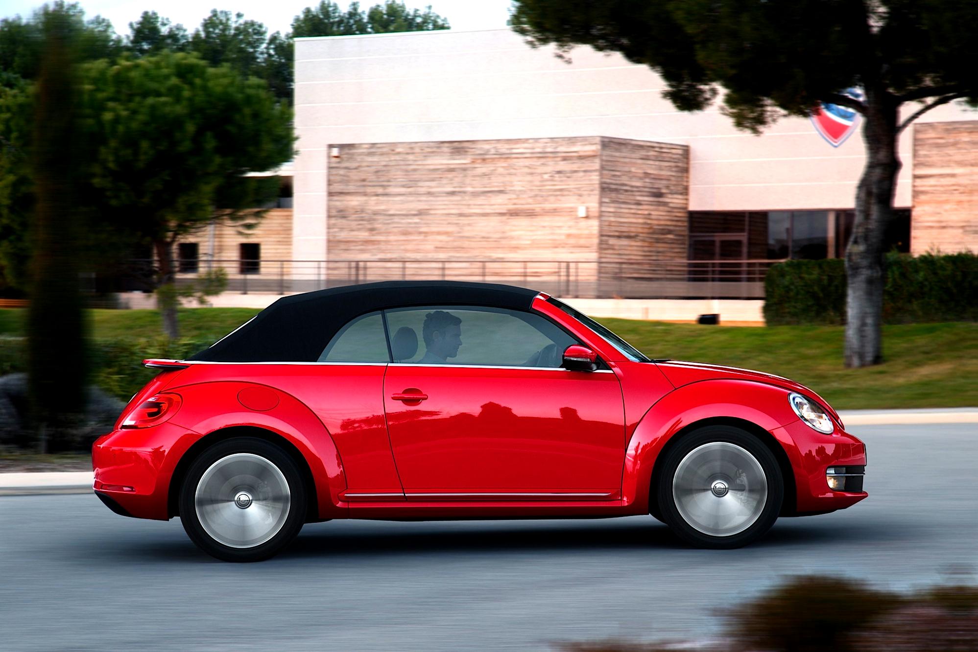 Volkswagen Beetle Cabriolet 2013 #14