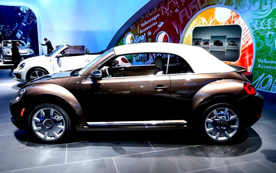 Volkswagen Beetle Cabriolet 2013 #55
