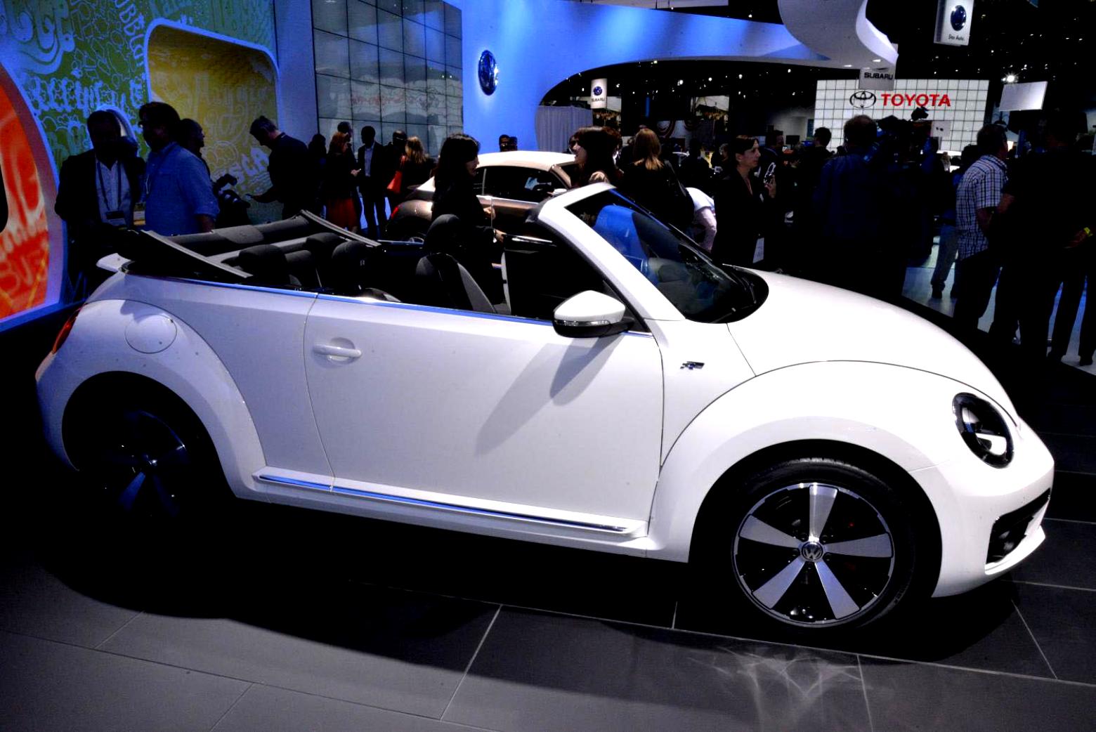 Volkswagen Beetle Cabriolet 2013 #57
