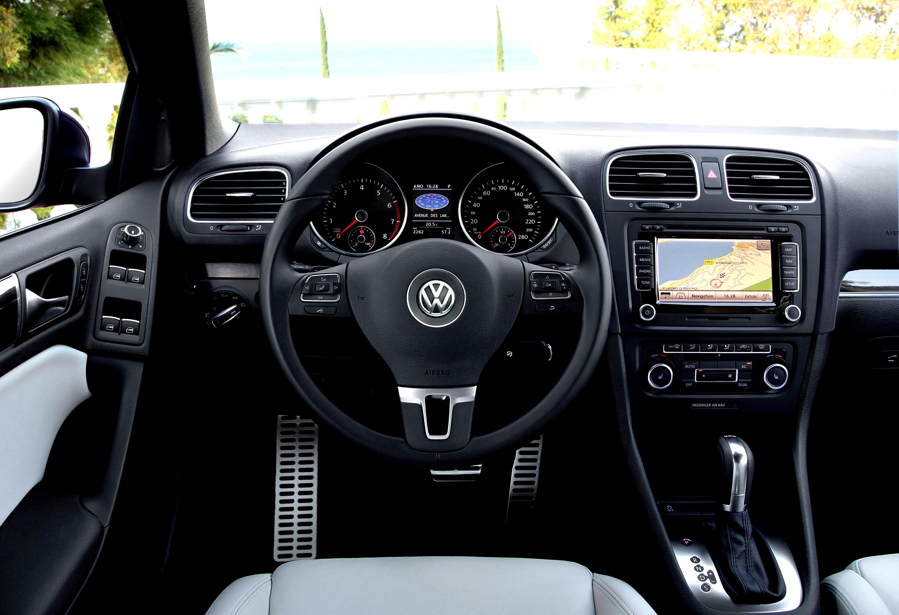 Volkswagen Golf Cabrio 2011 #19