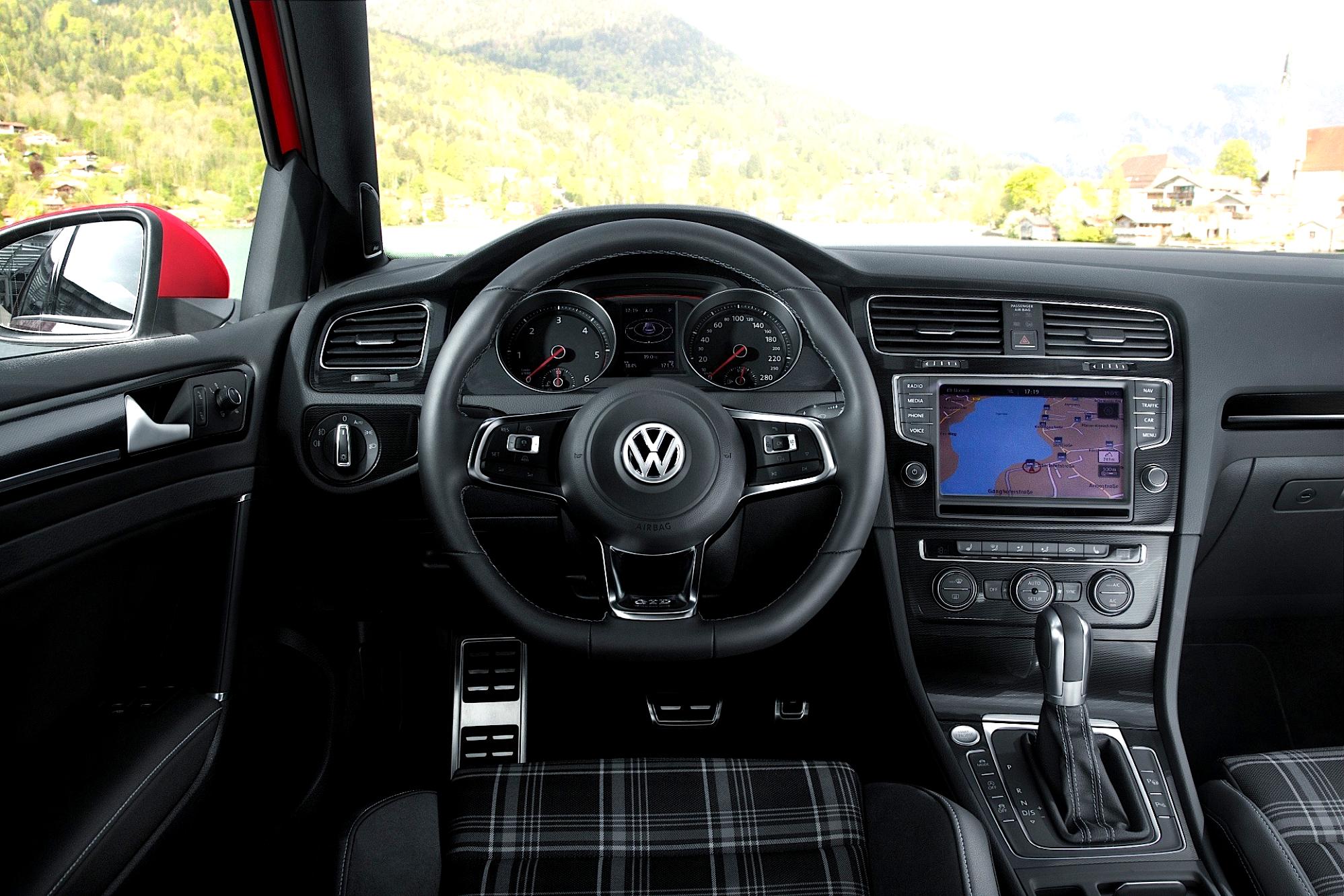 Volkswagen Golf GTD 3 Doors 2013 #7