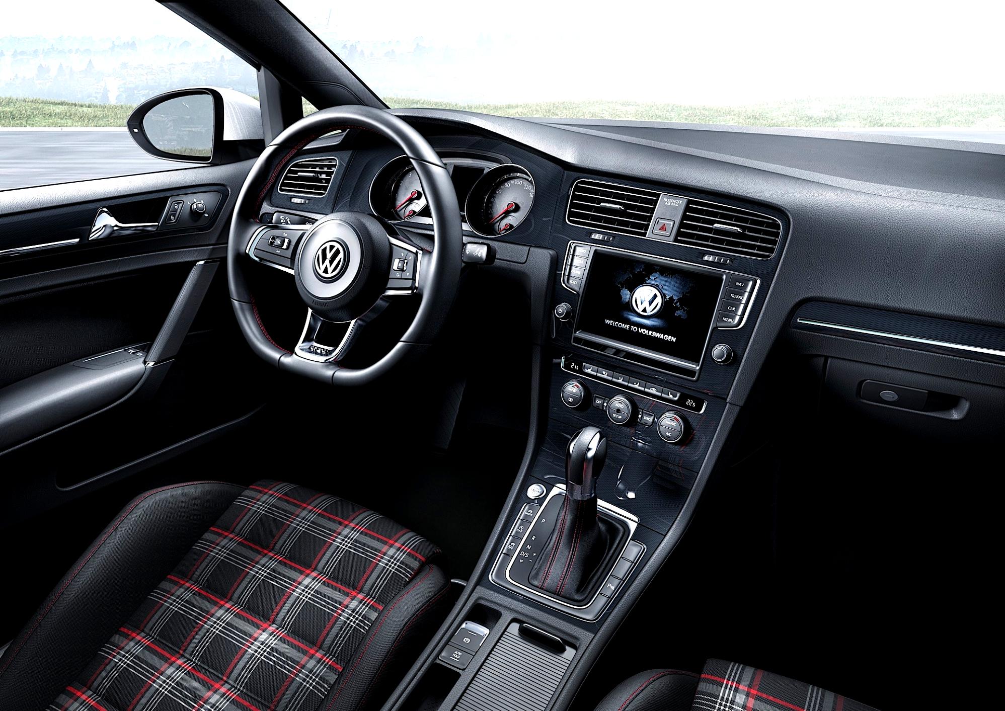 Volkswagen Golf GTI 2013 #64
