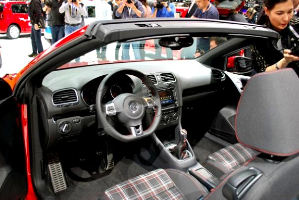 Volkswagen Golf GTI Cabrio 2012 #38