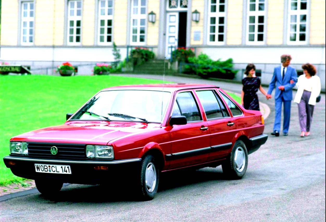 Volkswagen Passat 1981 #2