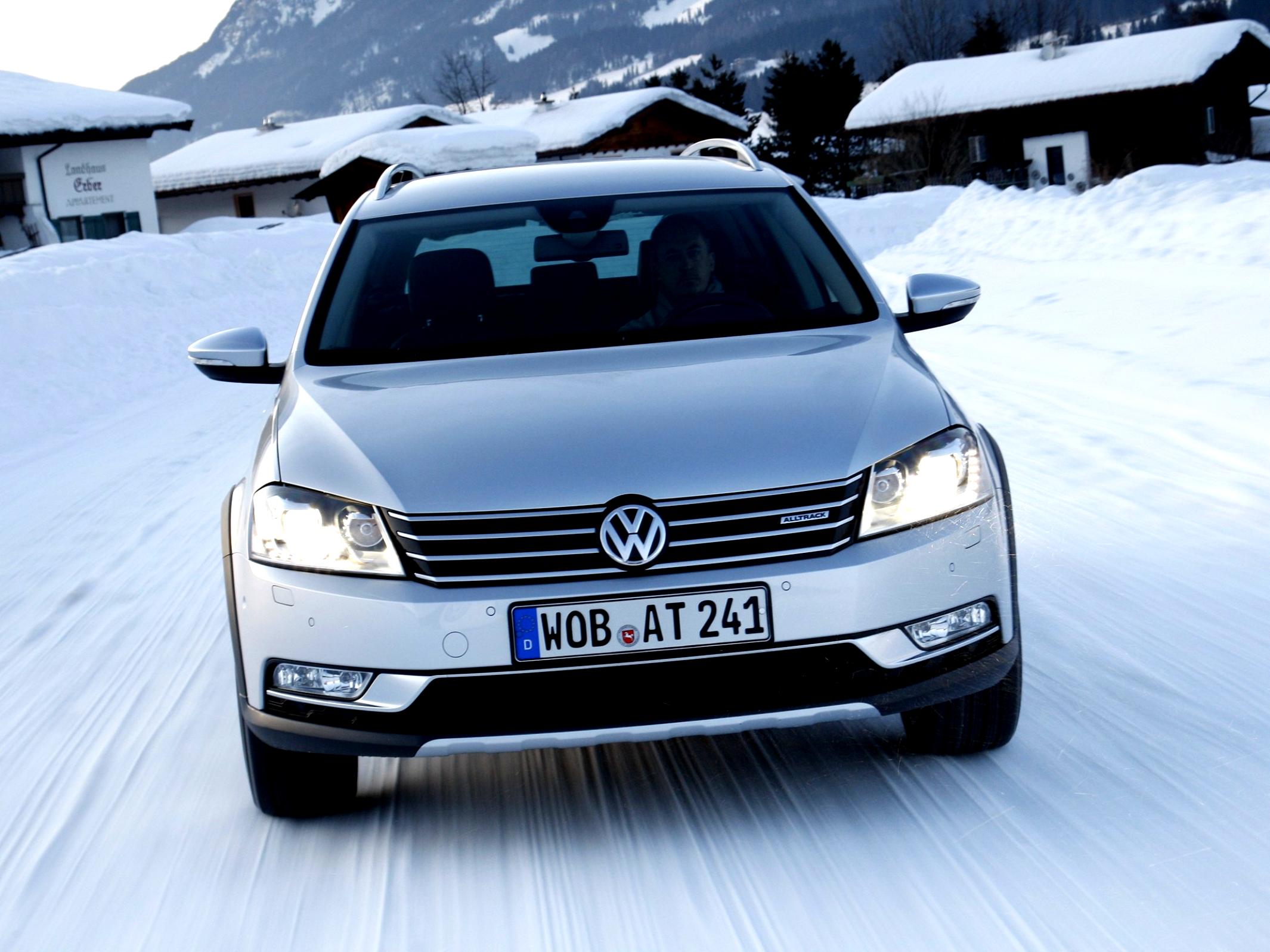 Volkswagen Passat Alltrack 2012 #20