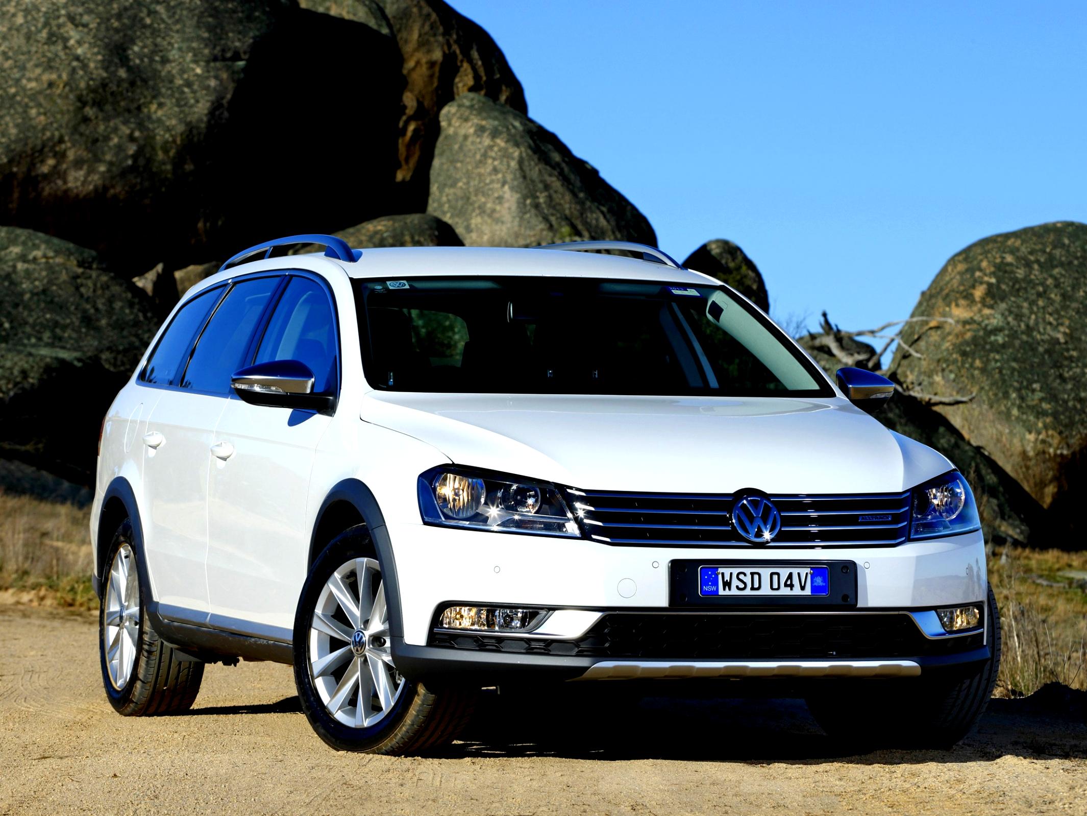 Volkswagen Passat Alltrack 2012 #27